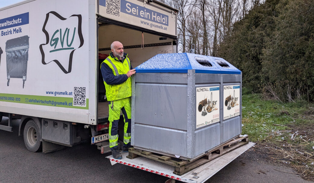 Abzug der blauen Container